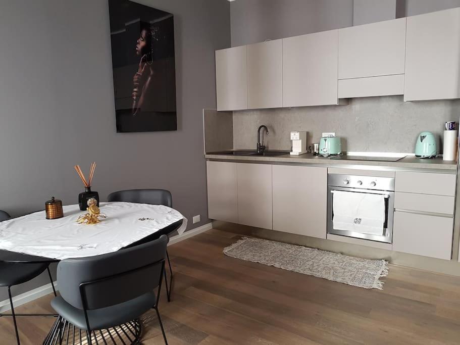 Still Und Stilvoll Im Stadtzentrum Apartment Trieste Ngoại thất bức ảnh